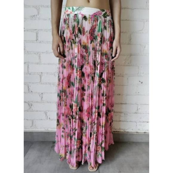 NEW ROCOCO SAND rs-rue-1990 in colorful floral on ombre - Picture 2 of 2